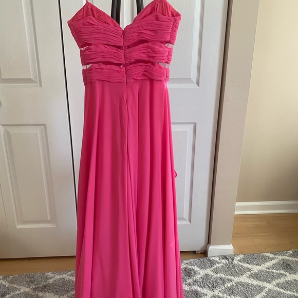 Caché Pink High Low Chiffon Gown w/ Cutouts Sz 2 - Picture 4 of 8